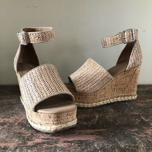Universal Thread Wedge Sandals